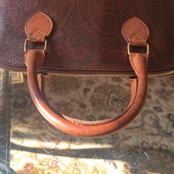 Etro Elegant Brown Leather Handbag - Picture 11 of 16